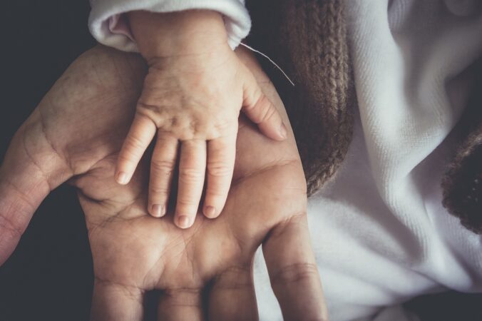 kinderhand in ouderhand